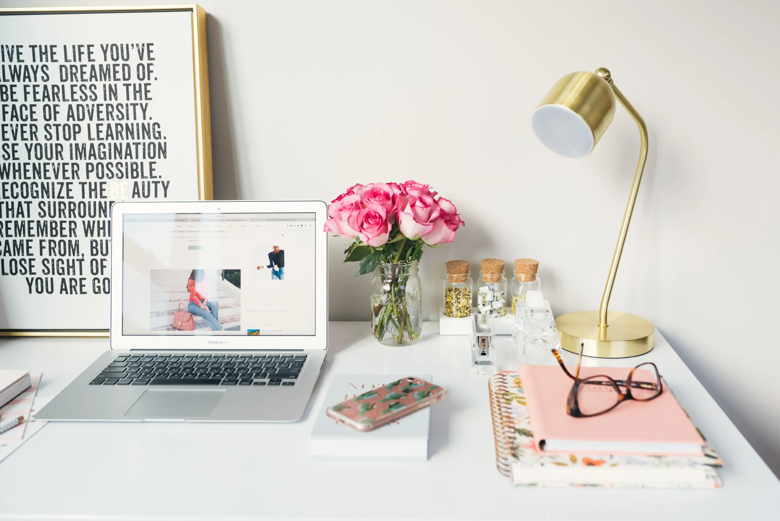 Exploring LinkedIn's Algorithm: Techniques to Boost Your Content Visibility